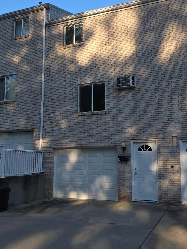 414 Park Dr #5 - Photo 2 of 13