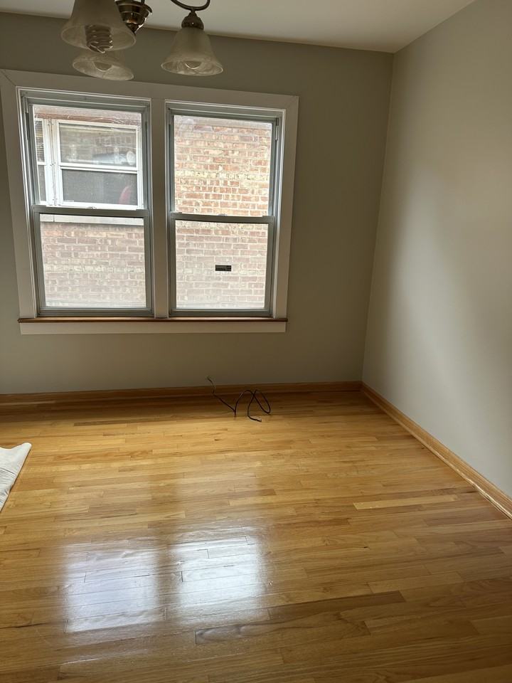 9816 S Forest Ave #NA - Photo 2 of 19