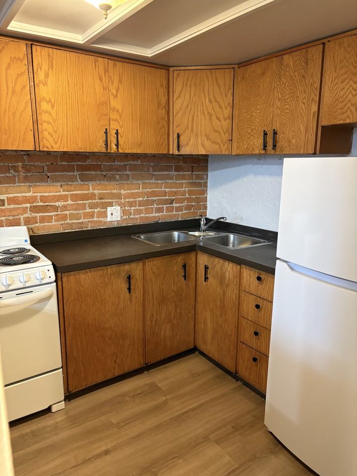 227 E Main St #B - Photo 3 of 11