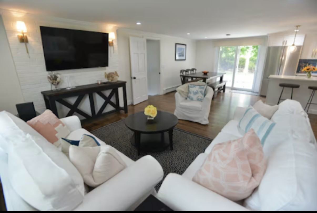 57 Roosevelt Dr #NA - Photo 3 of 18