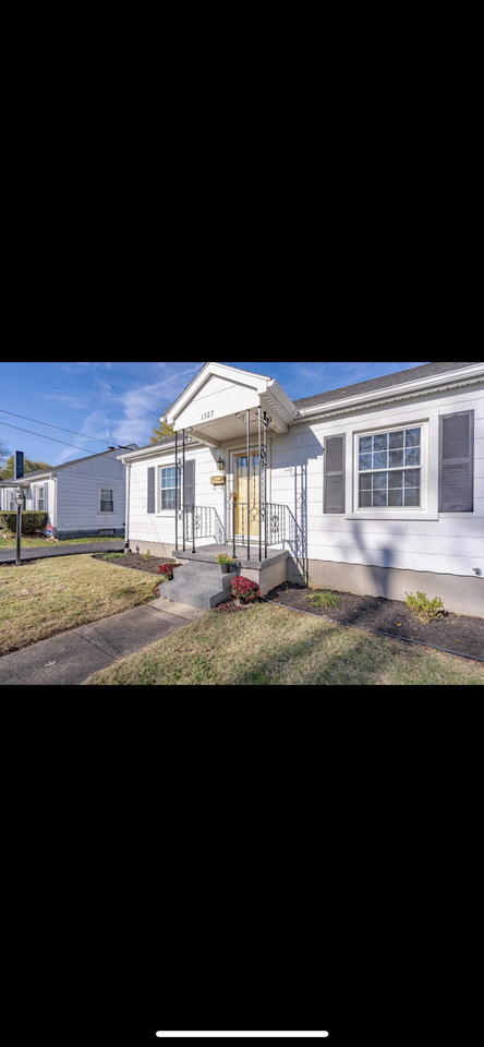 1327 S Main St #NA - Photo 2 of 20