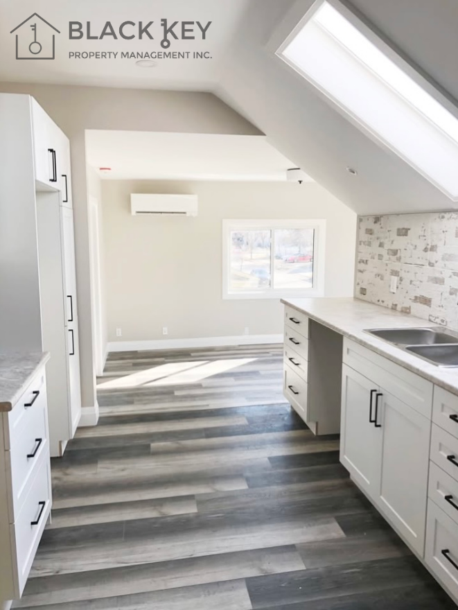 33 Balaclava St #2 - Photo 2 of 6