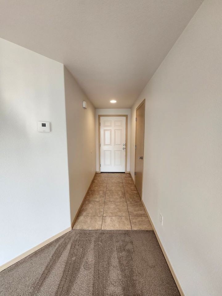 5822 Austin Ct - Photo 3 of 24