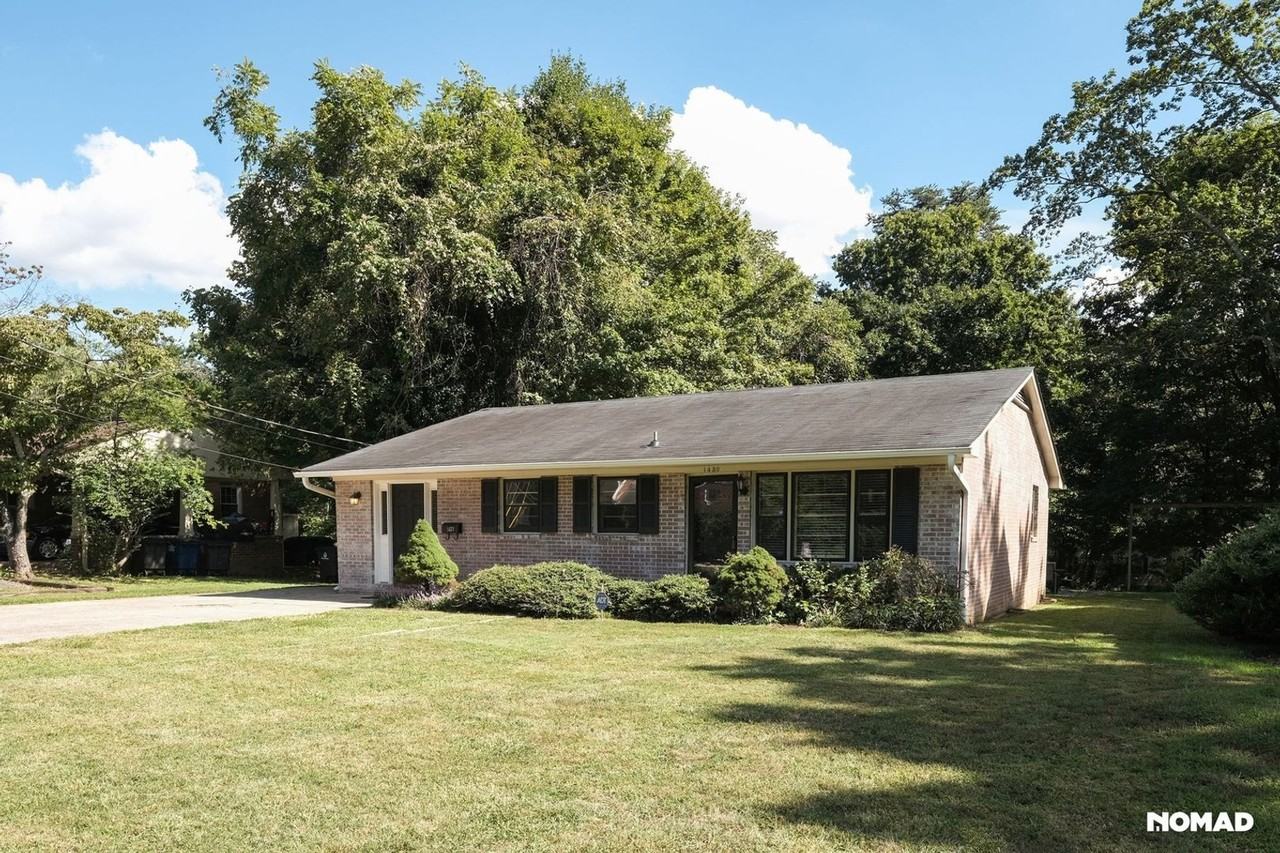 1430 Polo Rd - Photo 2 of 24