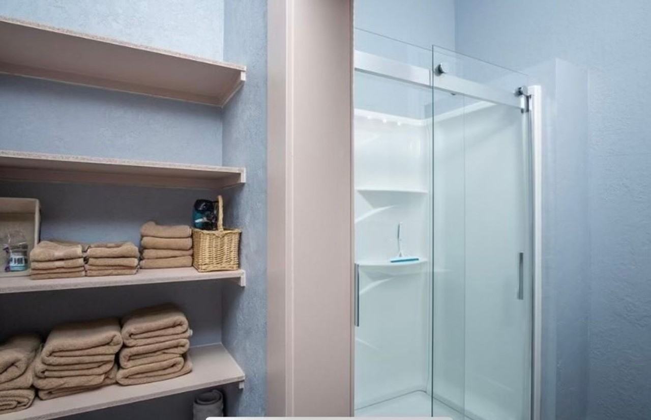 936 E Center St - Photo 3 of 16