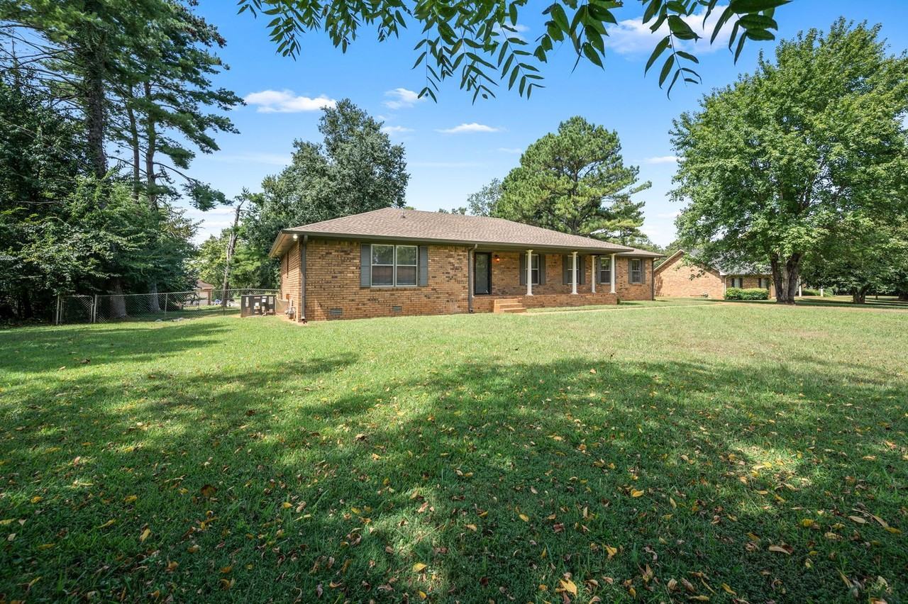 3721 General Ct - Photo 3 of 31