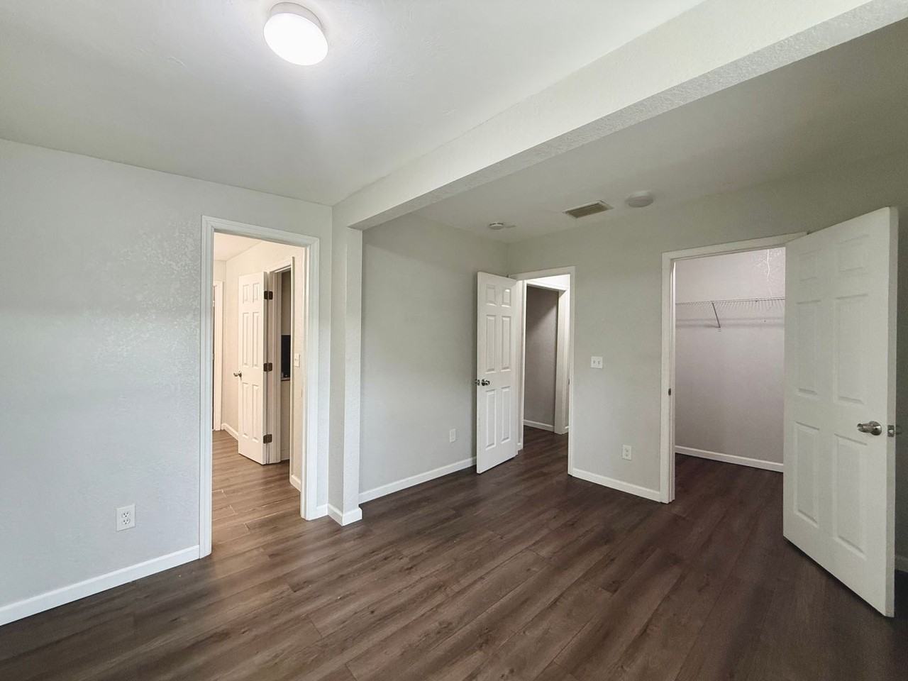 411 12th Avenue East - Photo 6 of 17