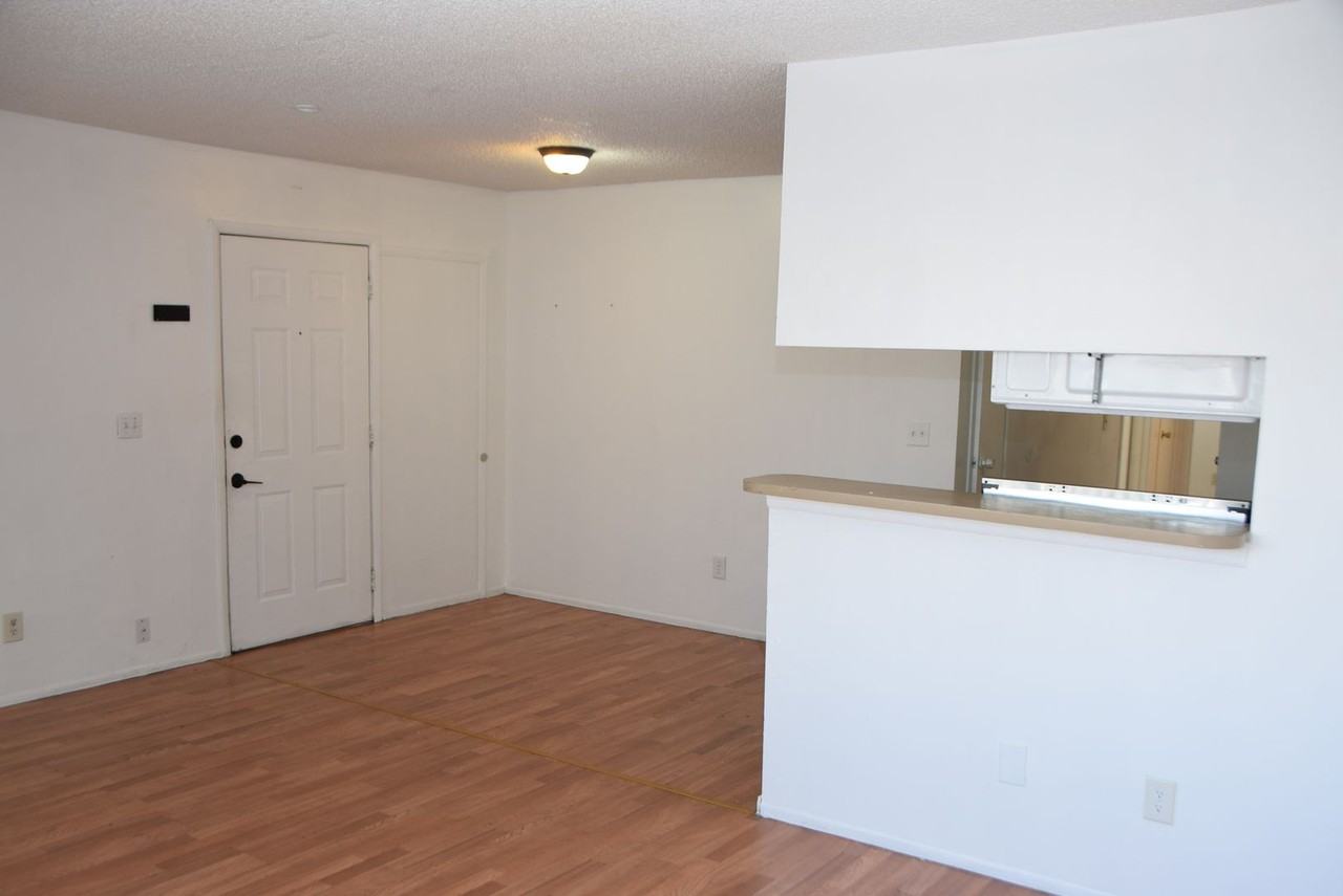 5267 Retablo Ave #C - Photo 4 of 19