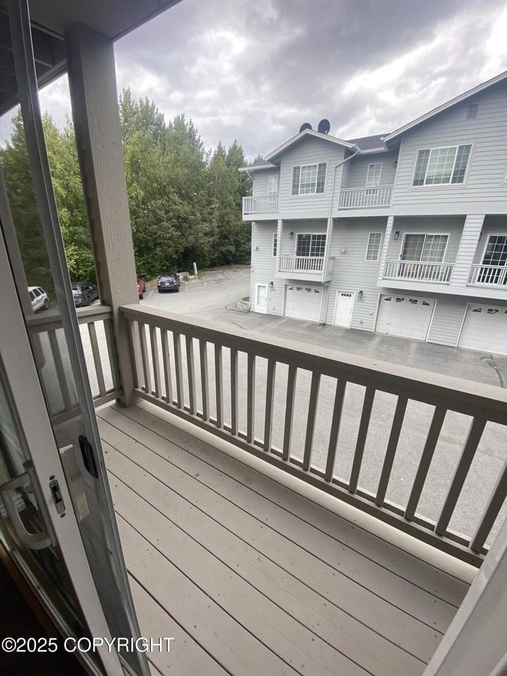 9247 Commons Pl #15 - Photo 6 of 16