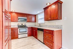 Market Street Apts. Beautiful 2x1.5 unit! - Photo 1 of 1