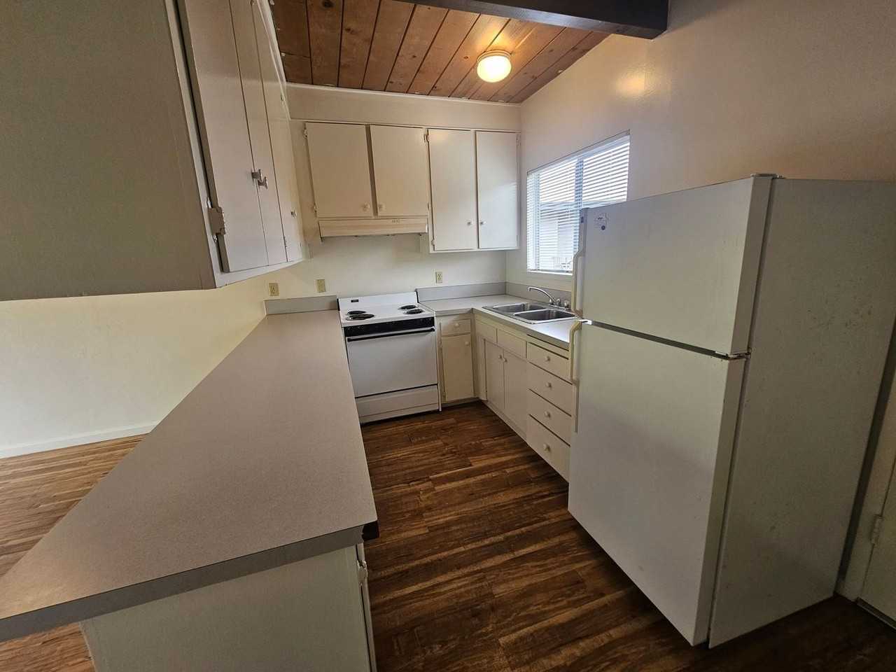 ANBW300 - Photo 3 of 8