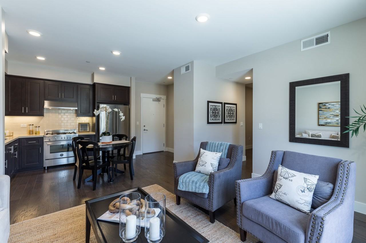 1281 Homestead Ave - Photo 5 of 37