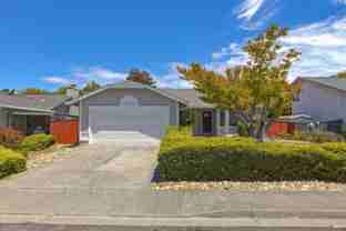 828 Stoneridge Cir - Photo 1 of 1