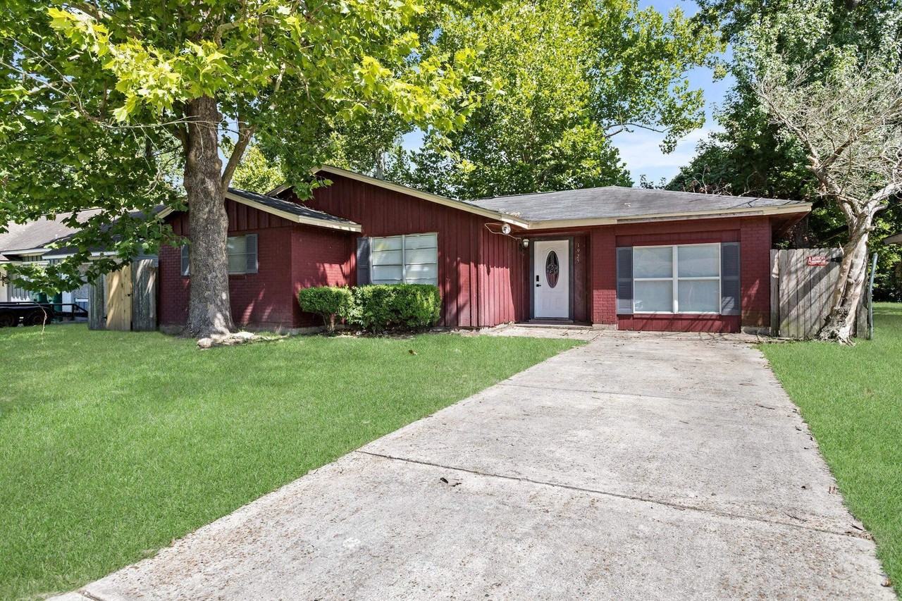 1925 Wilson Ave - Photo 2 of 29