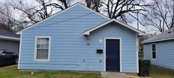 featured image of 552 E 79th St