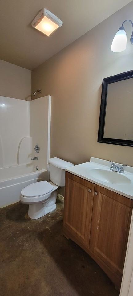 552 E 79th St - Photo 7 of 12