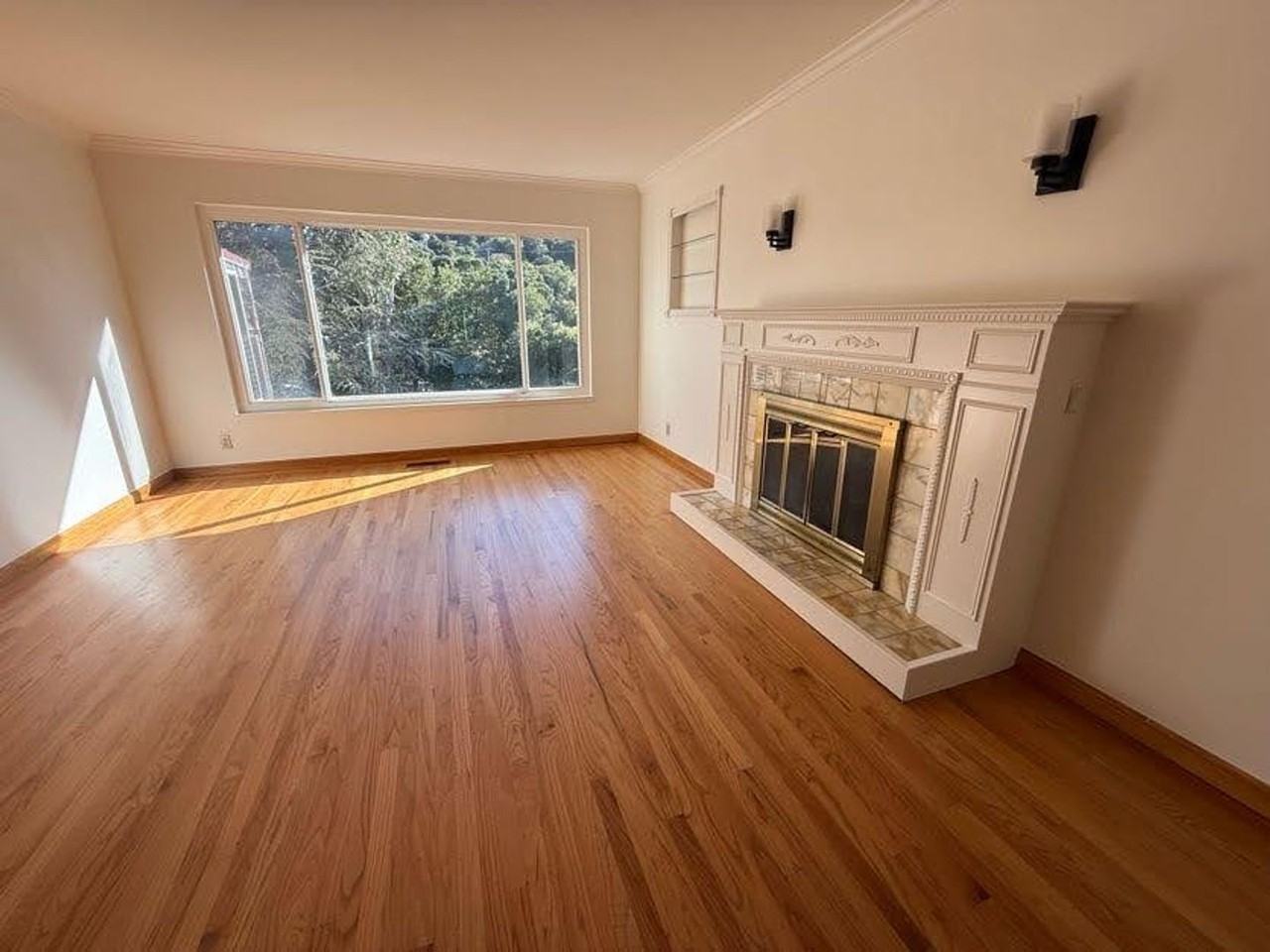 2724 Monserat Ave - Photo 2 of 31