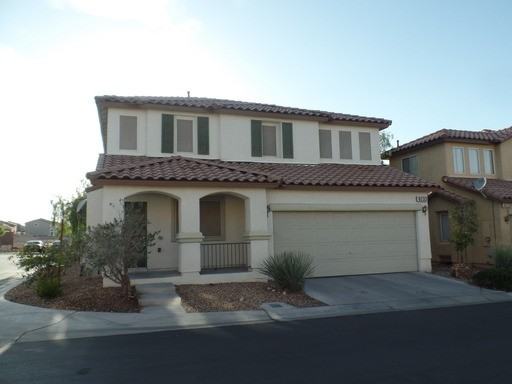 8233 Amphora St - Photo 2 of 47