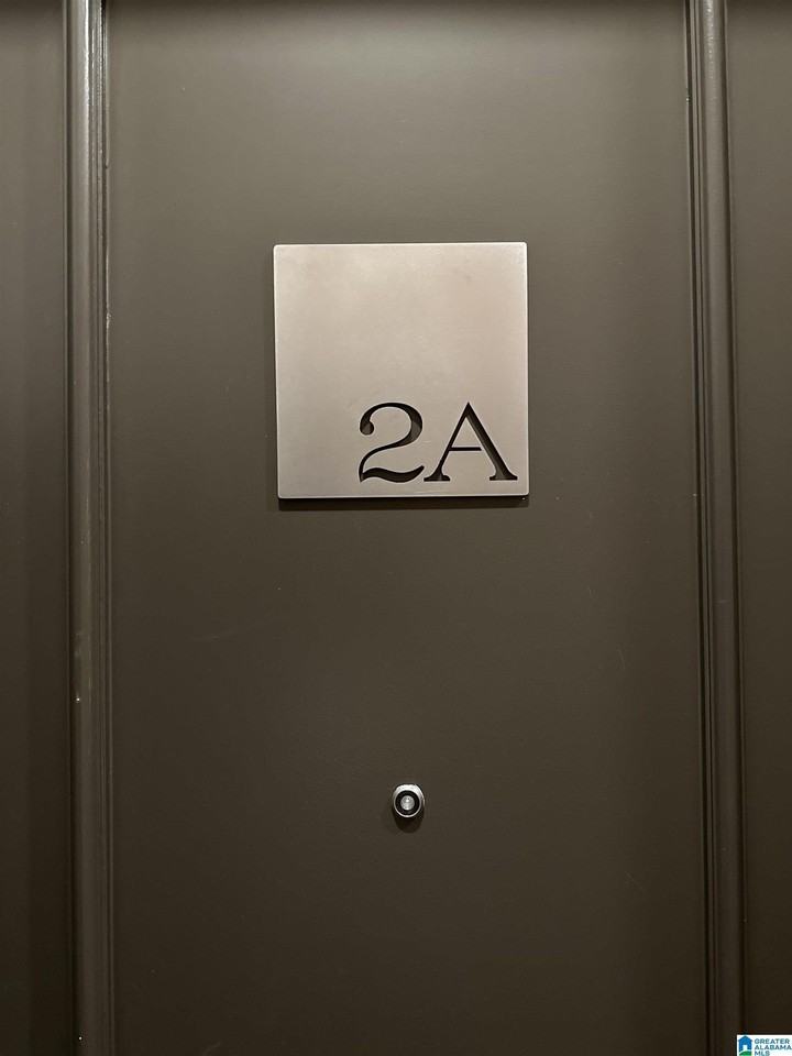 2015 1st Ave Sw #2A - Photo 3 of 24