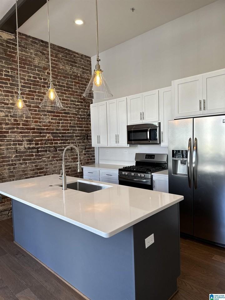 2015 1st Ave Sw #2A - Photo 5 of 24