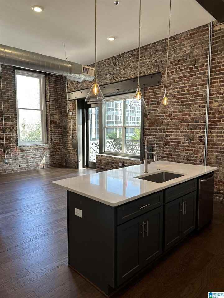 2015 1st Ave Sw #2A - Photo 6 of 24