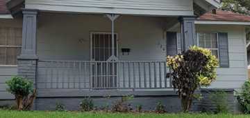 featured image of 320 16th St S