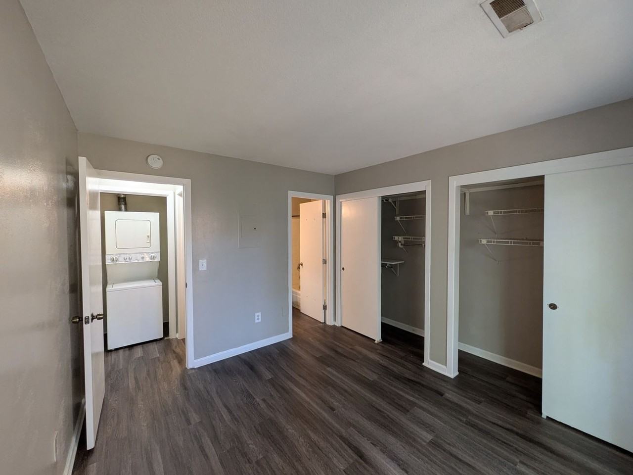 2231 S Buckley Rd #202 - Photo 6 of 10