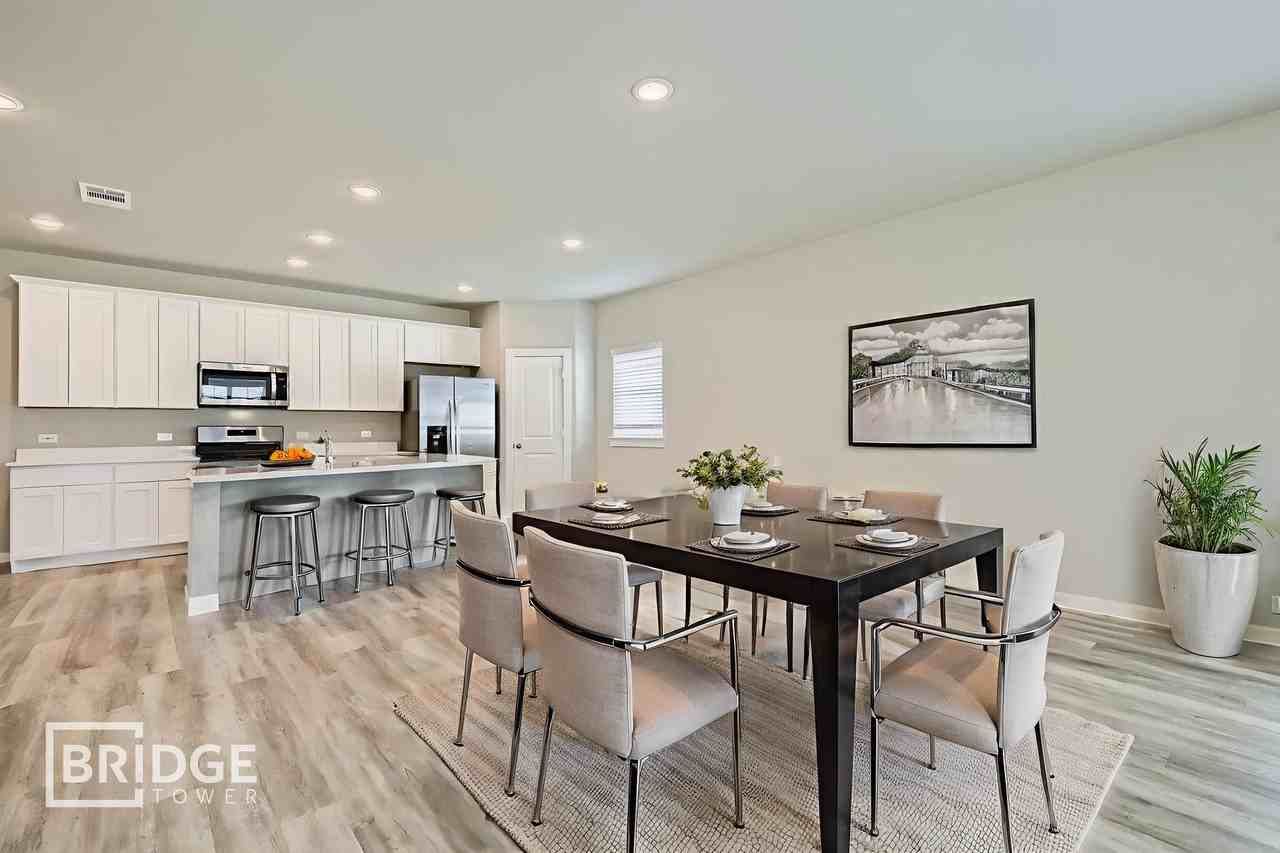 4079 Dayton Dr - Photo 3 of 7