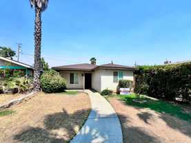 392 W Minarets Ave - Photo 1 of 1