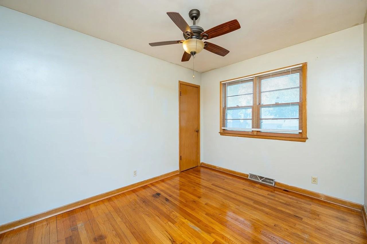 6708 Madison Ave - Photo 7 of 16