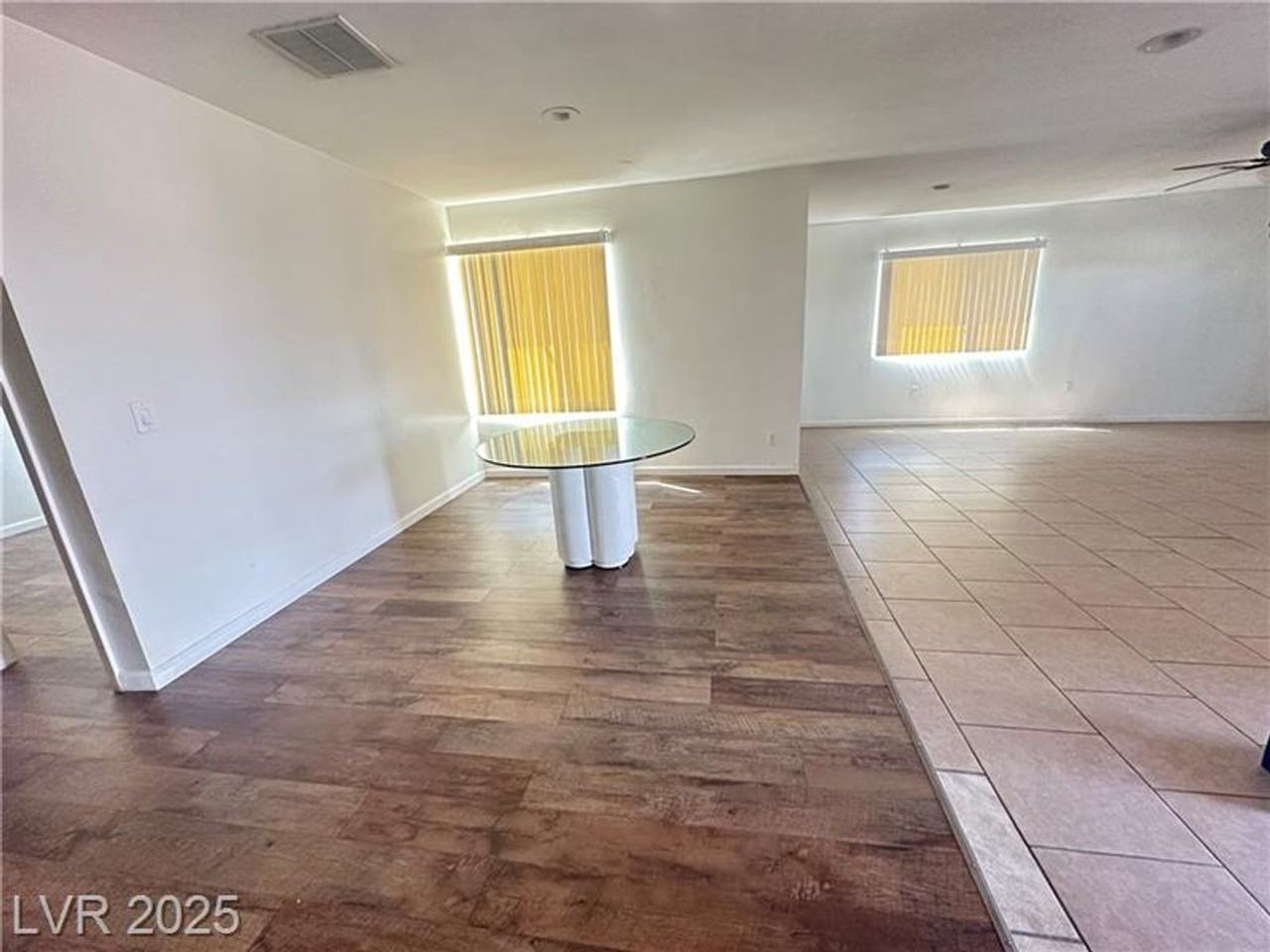 501 Slayton Dr - Photo 3 of 15