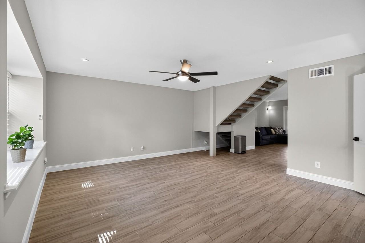 2250 Shadowdale Dr - Photo 4 of 31