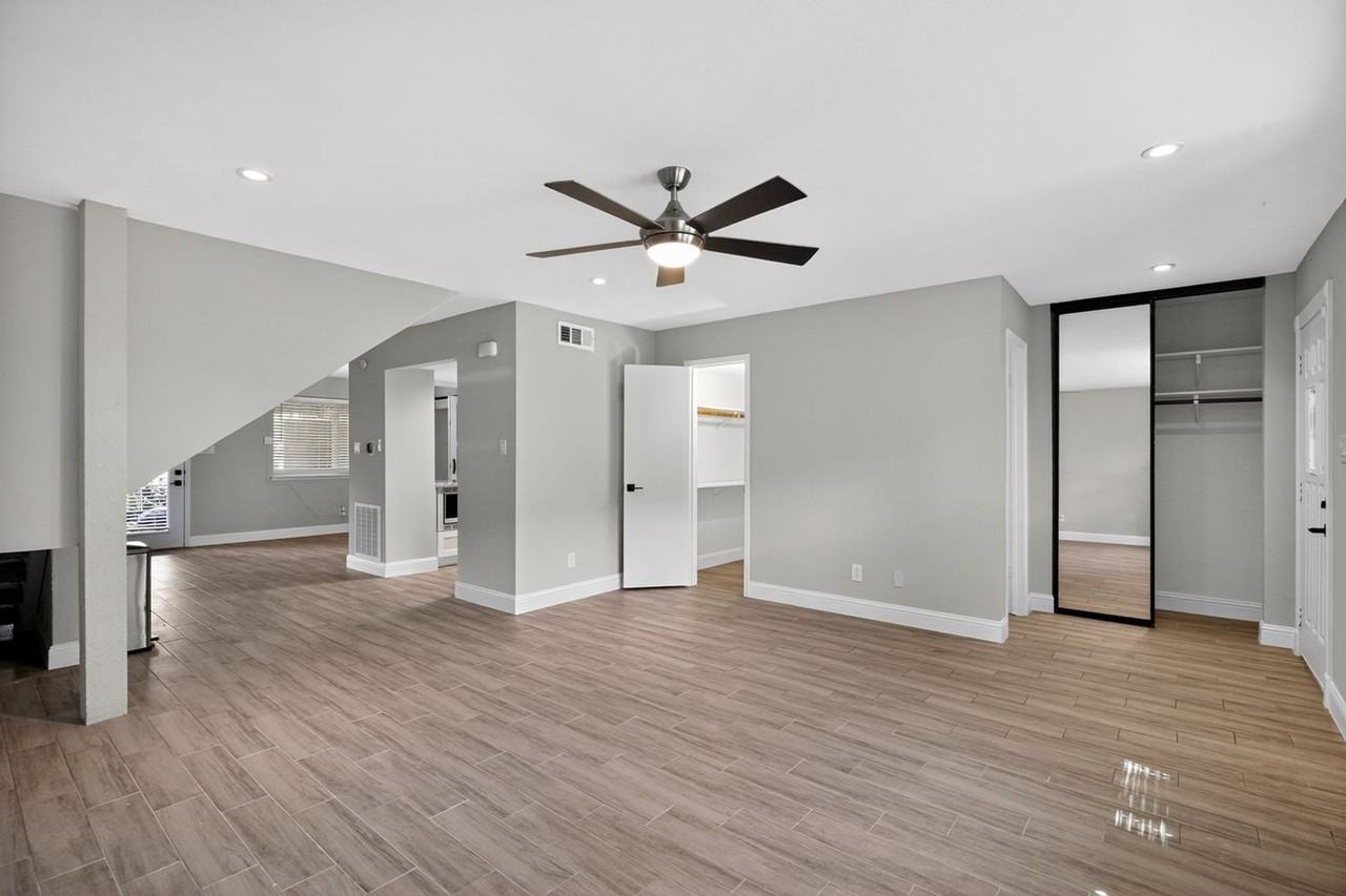 2250 Shadowdale Dr - Photo 5 of 31