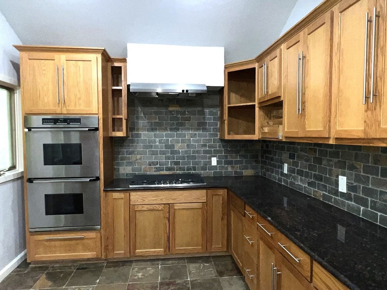 1720 Plummer Dr - Photo 3 of 50