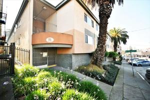 featured image of 275 41st St