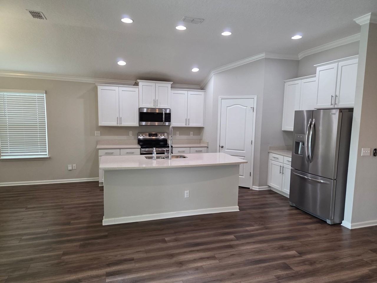 10042 Andean Fox Drive - Photo 5 of 31