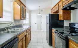 1301 Hazelwood Dr - Photo 1 of 1