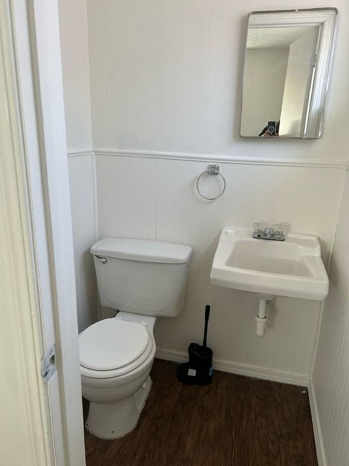 333 Nw 80th St - Photo 7 of 39