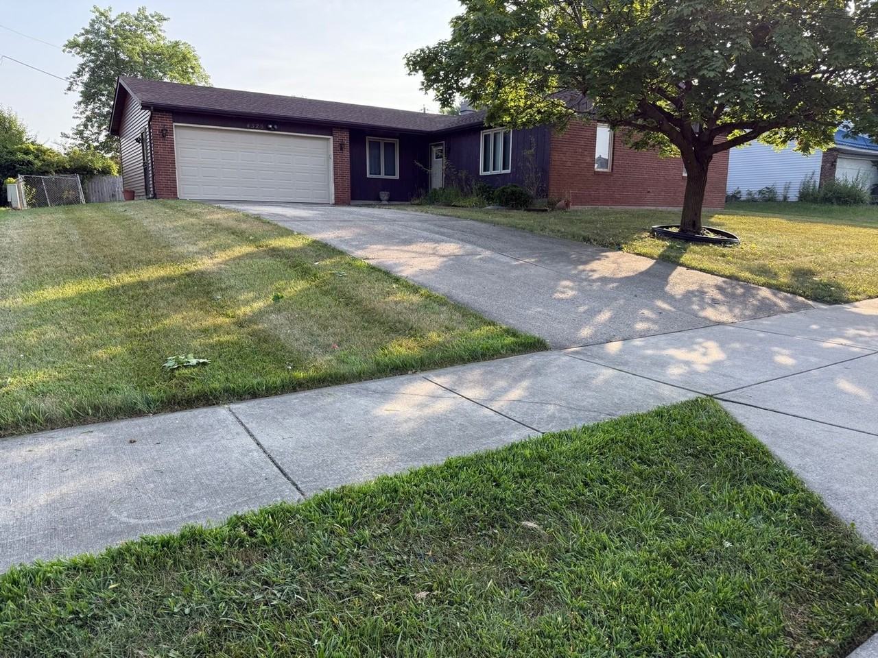 4325 Leighton Ln - Photo 2 of 20