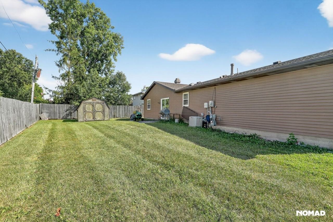 4325 Leighton Ln - Photo 3 of 20
