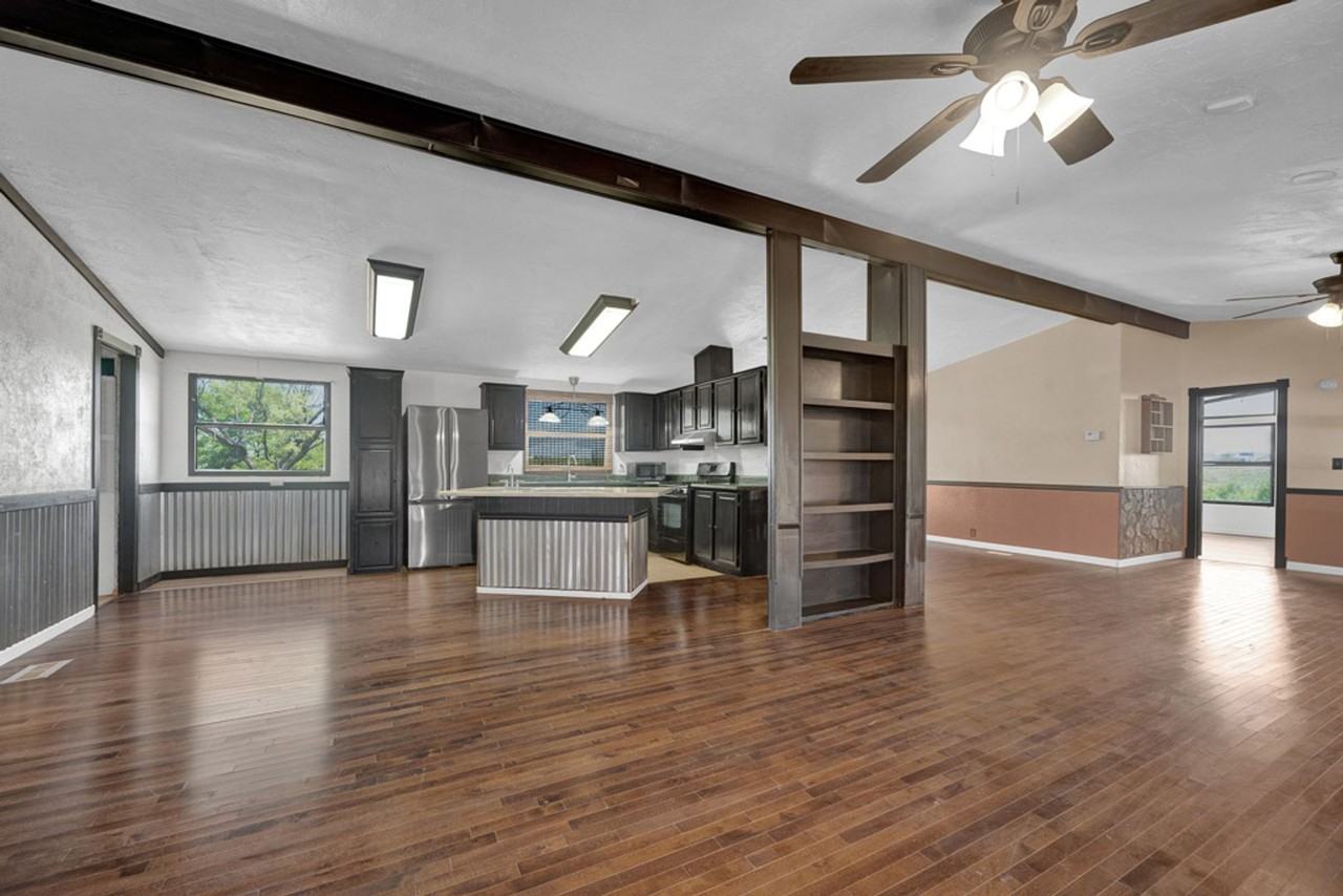 3600 Marshall Dr - Photo 6 of 29