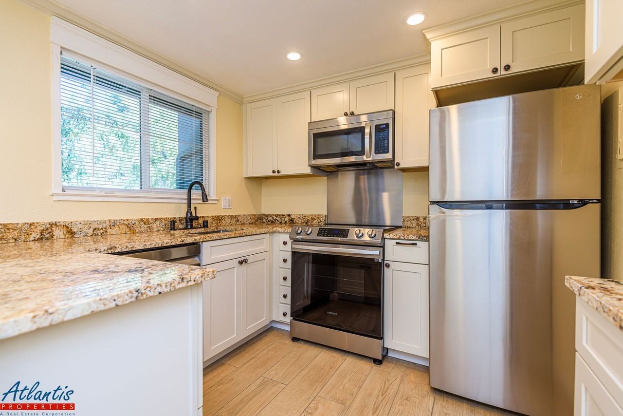 1001 E Evelyn Ter #170 - Photo 6 of 13