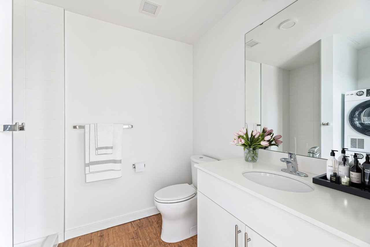 NEW MANAGEMENT! Bright Homes in Walkable Central District Location with in unit w/d - Photo 3 of 50