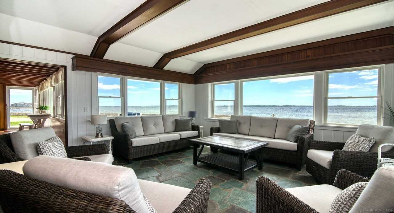 10 Weston Rd - Photo 4 of 37