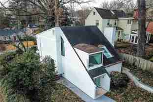 270 Peachtree Way Ne - Photo 1 of 1
