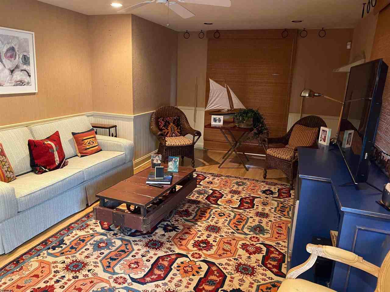 120 S 12th Ave Ave - Photo 4 of 15