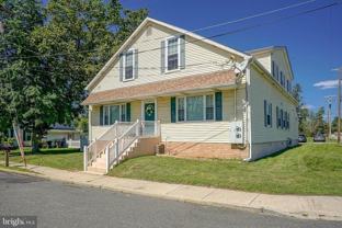 18 East Ave #1stFL - Photo 1 of 1