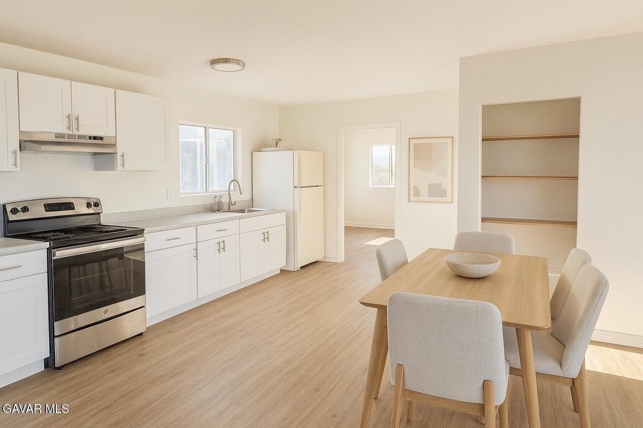 8445 Gaskell Rd - Photo 3 of 13