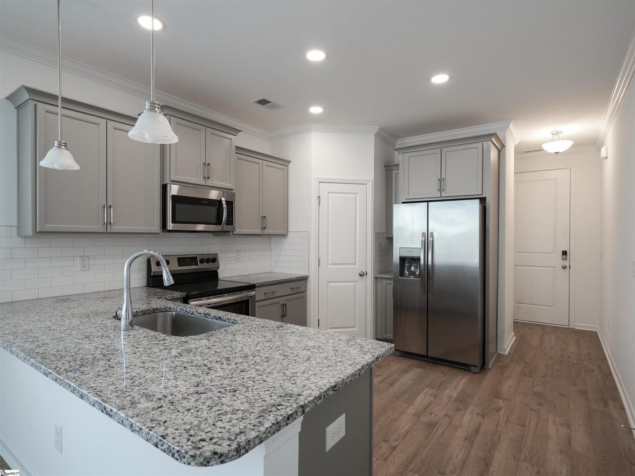 260 Bryland Way - Photo 6 of 13