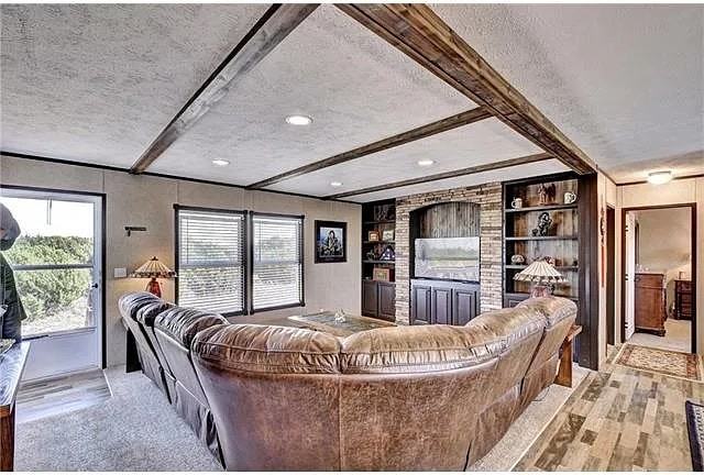 1565 County Road 224 - Photo 2 of 13